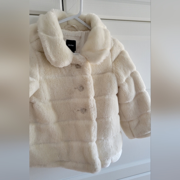 Faux fur coat for little girl - Picture 3 of 5
